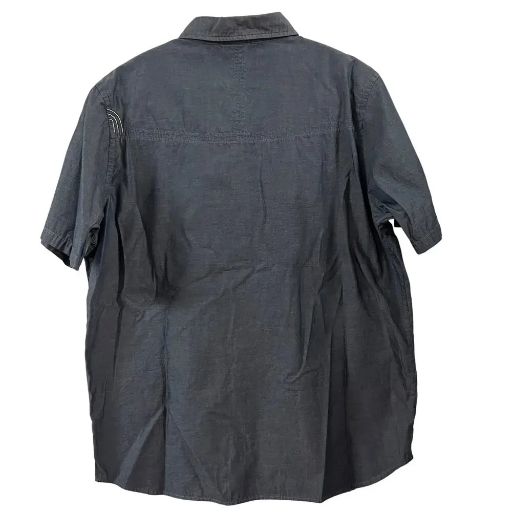 The North‎ Face Short Sleeve Large Men's Button Up Gray Chambray Twill 2 Pockets